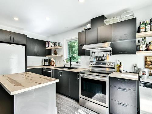 Kitchen - 989 Rue Harit, Morin-Heights, QC - Indoor Photo Showing Kitchen