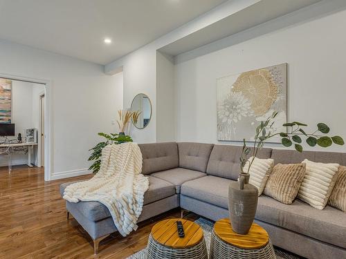 Living room - 1390 Rue Sherbrooke E., Montréal (Ville-Marie), QC - Indoor Photo Showing Living Room