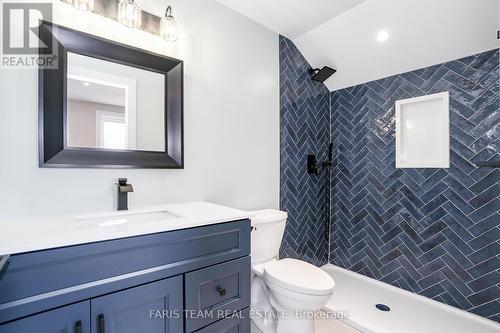 9 Bertram Drive, Springwater, ON - Indoor Photo Showing Bathroom