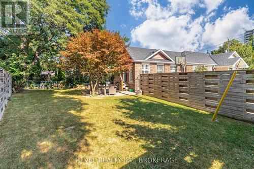 44 Parkchester Road, Toronto, ON - Outdoor