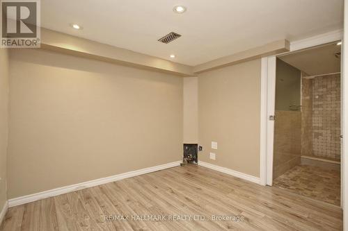 12 Elward Boulevard, Toronto, ON - Indoor Photo Showing Other Room