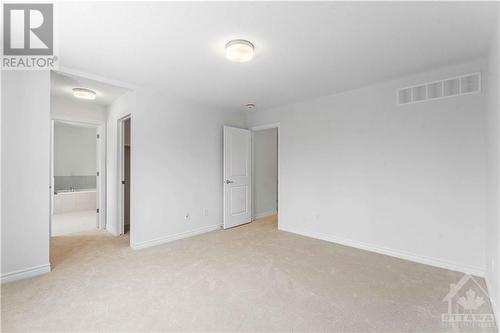 653 Persimmon Way, Ottawa, ON - Indoor Photo Showing Other Room