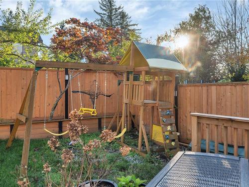 1445 Stag Rd, Campbell River, BC 