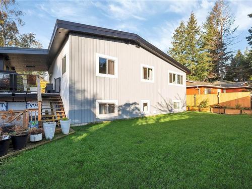 1445 Stag Rd, Campbell River, BC 