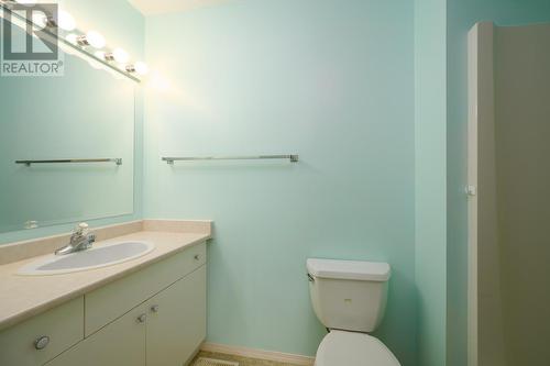 2022 Pacific Way Unit# 92, Kamloops, BC - Indoor Photo Showing Bathroom