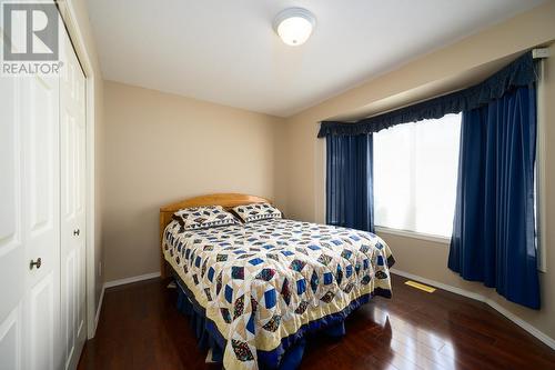 2022 Pacific Way Unit# 92, Kamloops, BC - Indoor Photo Showing Bedroom