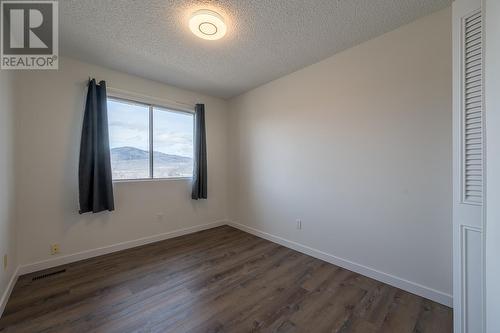 460 Dalgleish Drive Unit# 2, Kamloops, BC - Indoor Photo Showing Other Room