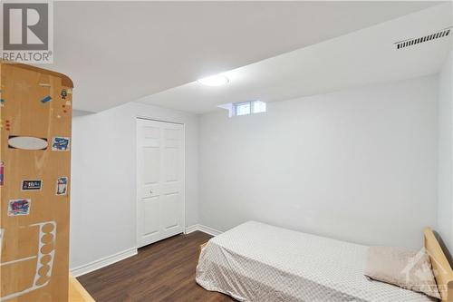 1433 Laurin Crescent, Orleans, ON - Indoor Photo Showing Bedroom