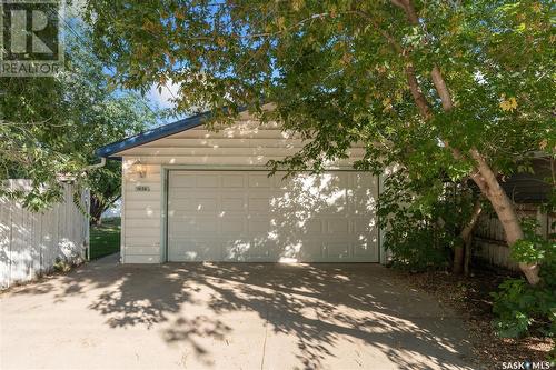 1606 Grosvenor Avenue, Saskatoon, SK - Outdoor