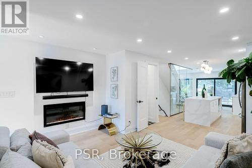 745 Craven Road, Toronto, ON - Indoor Photo Showing Living Room With Fireplace