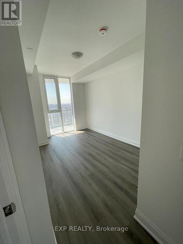 1506 - 20 Gatineau Drive, Vaughan, ON - Indoor Photo Showing Other Room