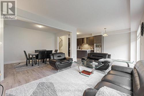 24 Nicort Road, Wasaga Beach, ON - Indoor Photo Showing Living Room