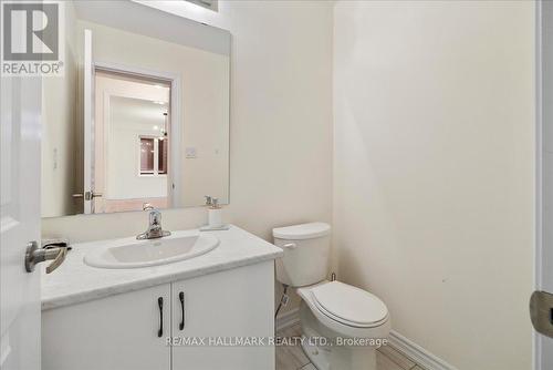 4 Bannister Road, Barrie, ON - Indoor Photo Showing Bathroom