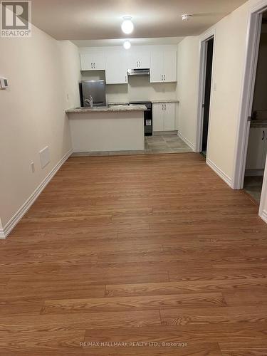 4 Bannister Road, Barrie, ON - Indoor Photo Showing Kitchen