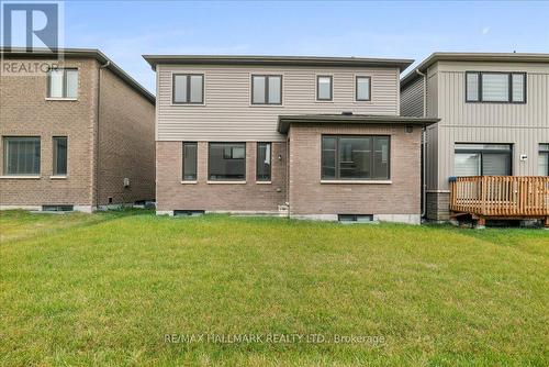 4 Bannister Road, Barrie, ON - Outdoor