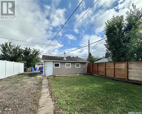 2125 Fleury Street, Regina, SK - Outdoor