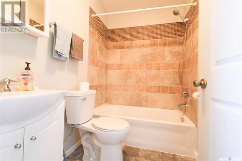 Kavchak Place, Orkney Rm No. 244, SK - Indoor Photo Showing Bathroom