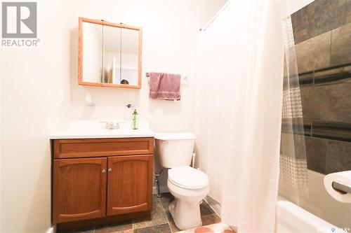 Kavchak Place, Orkney Rm No. 244, SK - Indoor Photo Showing Bathroom