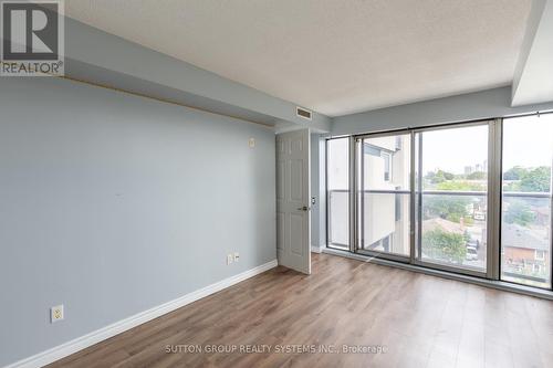 509 - 1040 The Queensway, Toronto, ON - Indoor Photo Showing Other Room