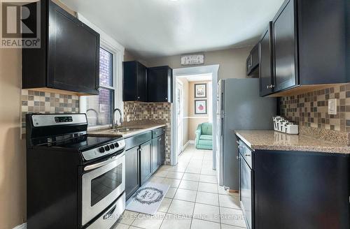 38 Dalkeith Avenue, Hamilton, ON - Indoor Photo Showing Kitchen