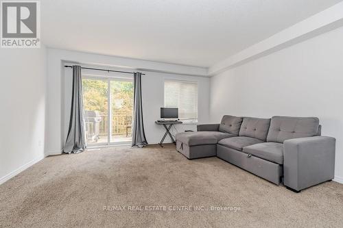 47 - 350 Dundas Street S, Cambridge, ON - Indoor Photo Showing Living Room