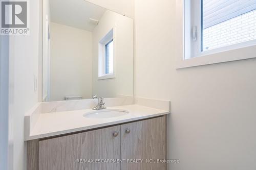 Lot 13 - 215 Lormont Boulevard, Hamilton, ON - Indoor Photo Showing Bathroom