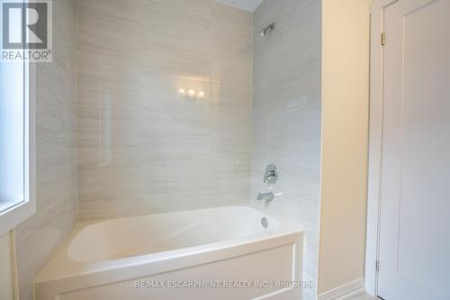 Lot 13 - 215 Lormont Boulevard, Hamilton, ON - Indoor Photo Showing Bathroom