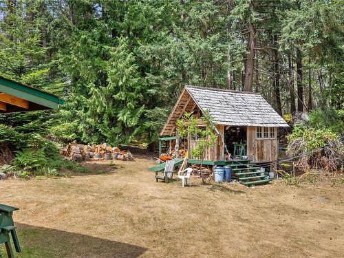 10 Windham Rd, Lasqueti Island, BC 