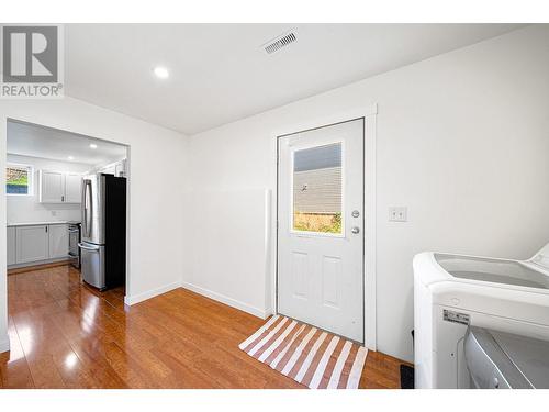 1114 Raven Drive, Kamloops, BC - Indoor Photo Showing Laundry Room