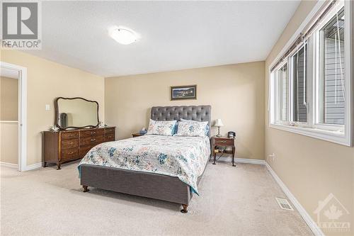 117 Sweetwater Lane, Kanata, ON - Indoor Photo Showing Bedroom