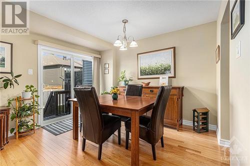 117 Sweetwater Lane, Kanata, ON - Indoor Photo Showing Dining Room