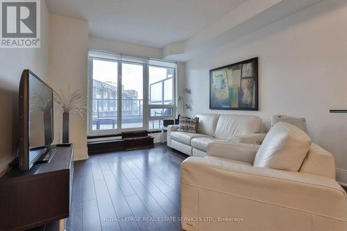 412 - 181 Wynford Drive, Toronto, ON - Indoor Photo Showing Living Room