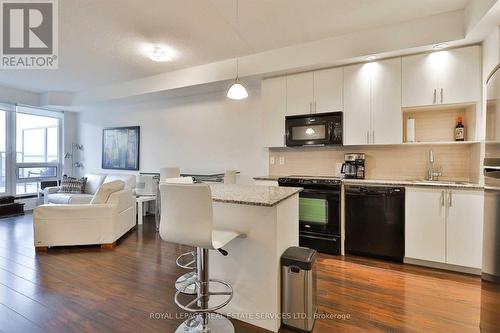 412 - 181 Wynford Drive, Toronto, ON - Indoor Photo Showing Kitchen