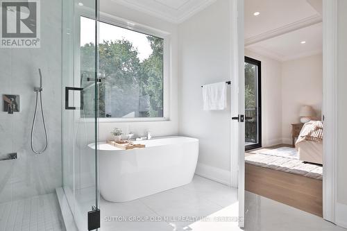 303 Ridley Boulevard, Toronto, ON - Indoor Photo Showing Bathroom