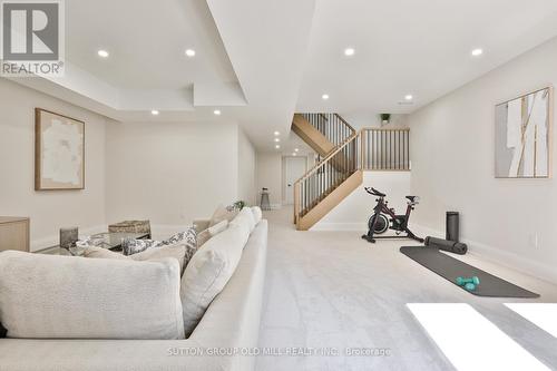 303 Ridley Boulevard, Toronto, ON - Indoor