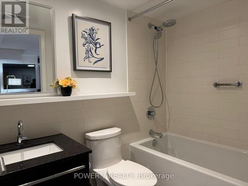 614 - 120 Varna Drive, Toronto, ON - Indoor Photo Showing Bathroom