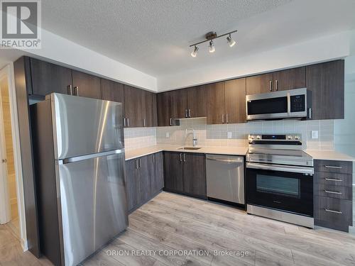 910 - 1455 Celebration Drive, Pickering, ON - Indoor Photo Showing Kitchen