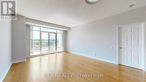 307 - 11121 Yonge Street, Richmond Hill, ON - Indoor Photo Showing Other Room