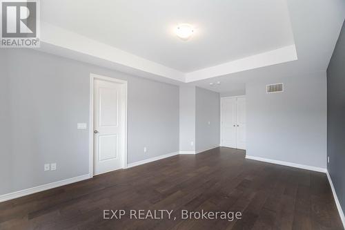 32 Richard Boyd Drive, East Gwillimbury, ON - Indoor Photo Showing Other Room