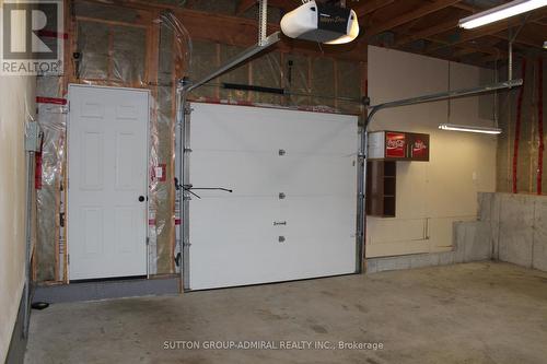 63 Aurora Heights Drive, Aurora, ON - Indoor Photo Showing Garage