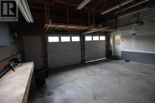 63 Aurora Heights Drive, Aurora, ON - Indoor Photo Showing Garage