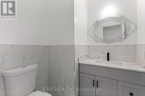 460 Grove Street E, Barrie, ON - Indoor Photo Showing Bathroom