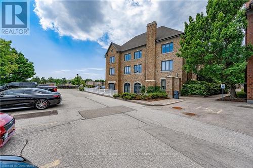 301A - 2904 South Sheridan Way, Oakville, ON 