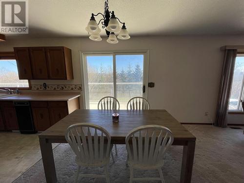 13357 Trail Way, Dawson Creek, BC - Indoor Photo Showing Dining Room