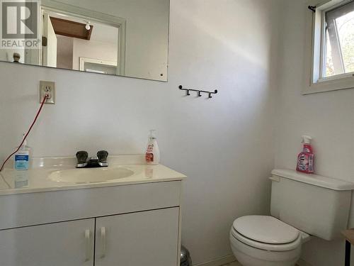 13357 Trail Way, Dawson Creek, BC - Indoor Photo Showing Bathroom