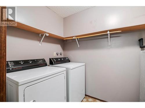 983 Bernard Avenue Unit# 201, Kelowna, BC - Indoor Photo Showing Laundry Room