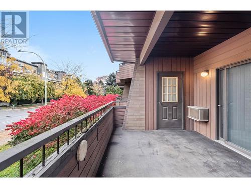 983 Bernard Avenue Unit# 201, Kelowna, BC - Outdoor With Exterior