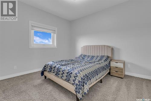 363 Thode Avenue, Saskatoon, SK - Indoor Photo Showing Bedroom