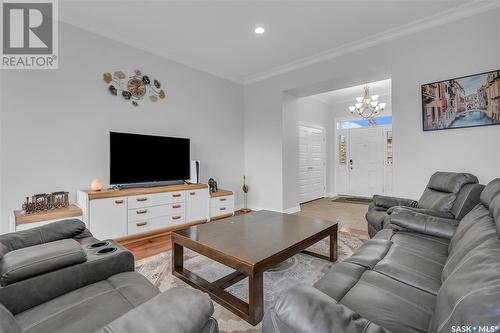 363 Thode Avenue, Saskatoon, SK - Indoor Photo Showing Living Room