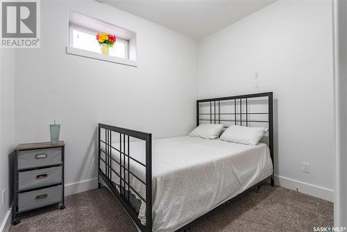 363 Thode Avenue, Saskatoon, SK - Indoor Photo Showing Bedroom